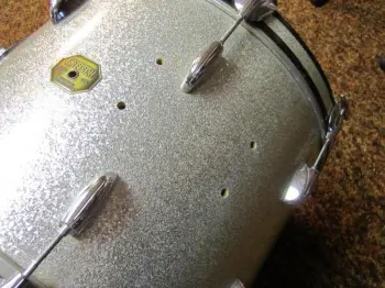 Gretsch guys: Dean takes on rehab #2, a 70s era (?) Gretsch beater—HELP!