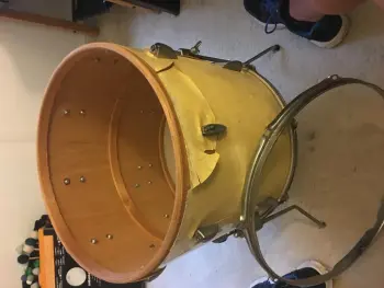 Floor tom identification