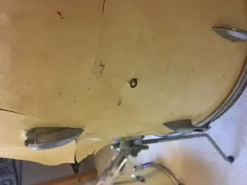 Floor tom identification