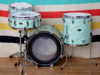 63 slingerland jazz kit 18 bass