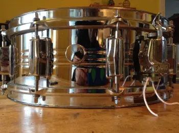 Pearl 4214 Custom Brass Snare Drum