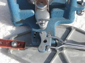 This is the Display Your Vintage Bass Pedal Thread