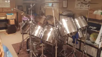 this is the display your monster kit thread