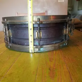 Display Your Vintage Drums You Let Get Away