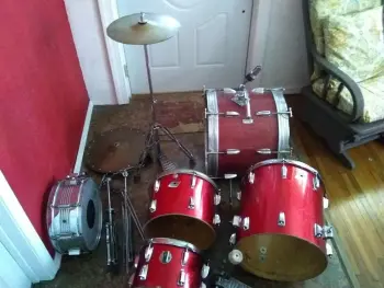 Picked up some Ludwig Drums for $100...what do I have?