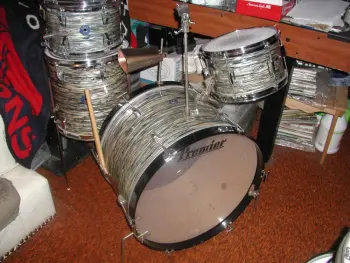 Interesting Wrap on a Beverly Kit-Craigslist Chicago/Indy Area