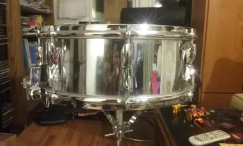 70s Premier 2000 snare drum