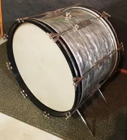 FOR SALE: Vintage Early 1960s Pre-Serial Ludwig 20&quot; Club Date Bass Drum in Sky Blue P