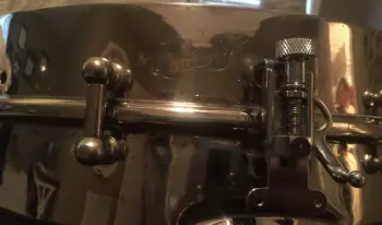 Any ideas on year range of this Ludwig snare