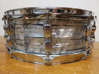 Ludwig snare in Butcher Block wrap???