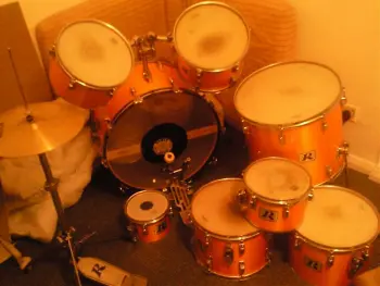 Can anyone help me identify my new kit