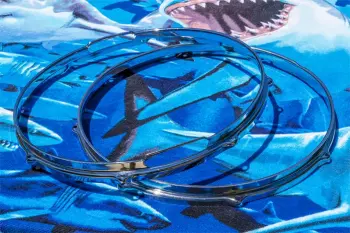 Trixon &quot;Aqua sparkle&quot; 5x14 snare with lugs hoops and strainer.