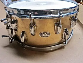 Strange Slingerland snare.