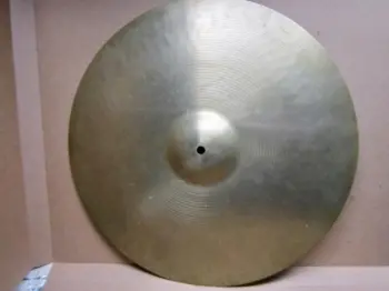 18&quot; Paiste 602 and 50's A. Zildjian