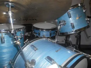 This is the Display Your Rogers Drums Thread
