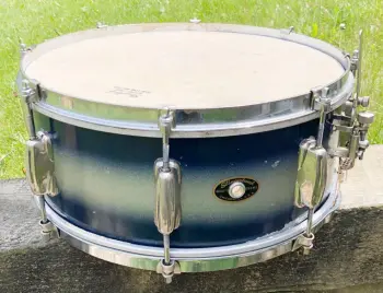FOR SALE: Vintage 1950s Slingerland Student Model Radio King Snare Drum Blue/Silver