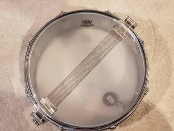 1972 Slingerland 5&quot; x 14&quot; Sound King snare drum
