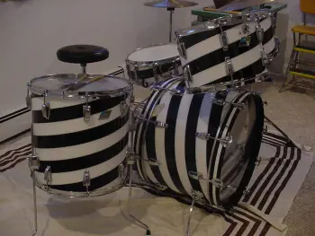 Wanted vistalite floor tom