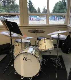 This is the Display Your Rogers Drums Thread