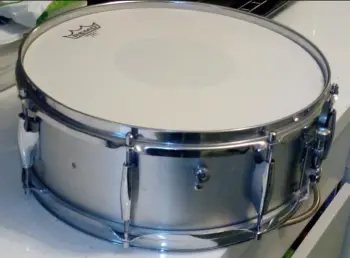 UK  70's Aluminium Snare