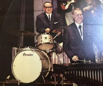 Record Covers with (vintage) Drums on!