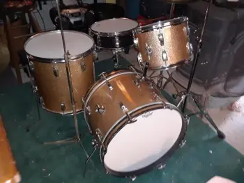 This is the Display Your Ludwig Drum Thread