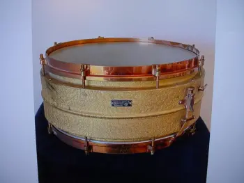 3 stipelgold snare drums from different mothers (companies)