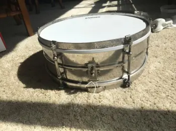 Slingerland Universal Snare drum?