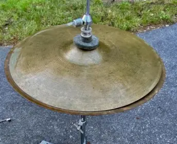 Zildjian, age &amp; approximate value