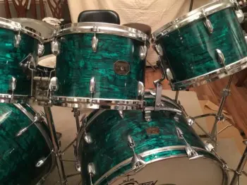 Looking for feedback on 9 piece Emerald Green Pearl Gretsch Stop Sign Badge Drum Set