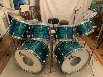 Looking for feedback on 9 piece Emerald Green Pearl Gretsch Stop Sign Badge Drum Set