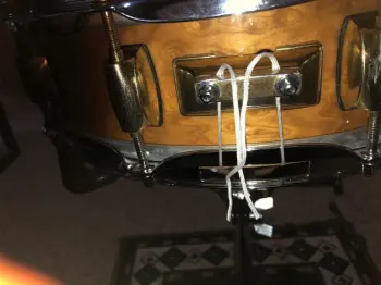 Snare wires not disengaging low enough