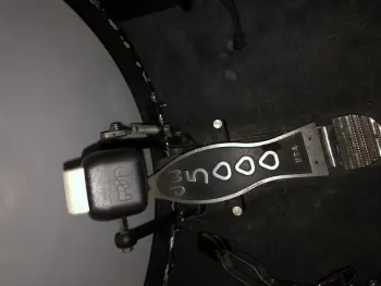 Early DW-5000 bass pedal