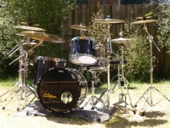 Japanese Stencil Drumkit ??