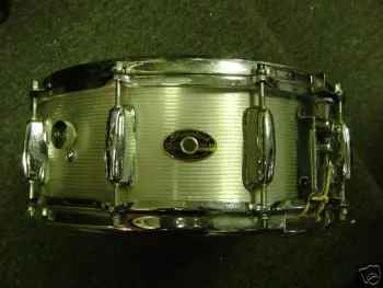 Ribbed Aluminum Slingerland Snare