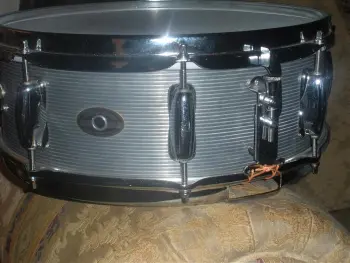 Ribbed Aluminum Slingerland Snare