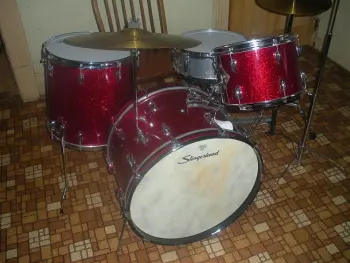 Ribbed Aluminum Slingerland Snare