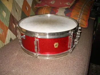 FS: 60s red sparkle Ludwig snare