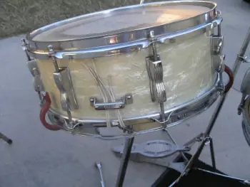 50's Ludwig Drum Set information Please