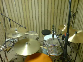 67 Slingerland in studio