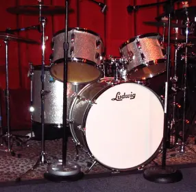bass drum spurs