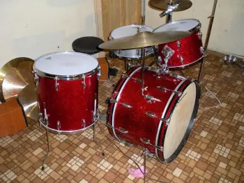 red glass sparkle 60s slingerland for sale