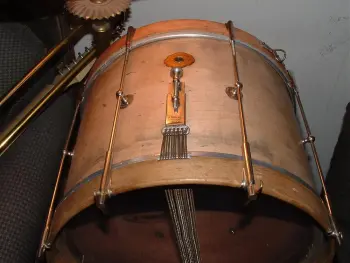 Help ID vintage Slingerland Marching snare drum