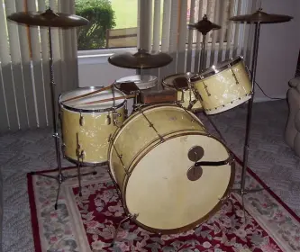 L&amp;L &quot;Detroiter&quot; Outfit w/Leedy Floor Tom