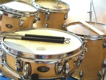 90s Slingerland identification