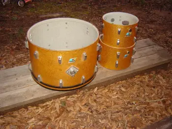 Need a 70's Ludwig Gold Sparkle FT