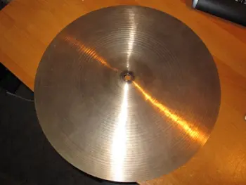 Avedis 15&quot; HH Identification