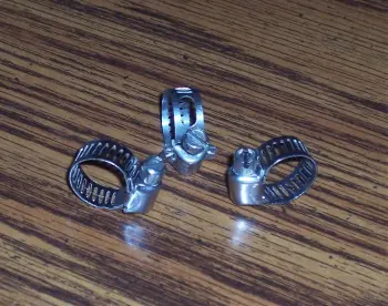 Slingerland pushbutton leg mounts