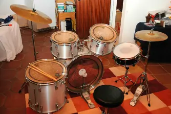 Tama vintage drums