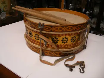 Vintage &quot;Toy&quot; snare drums